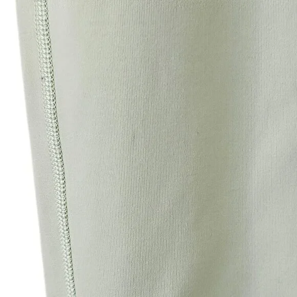 Lululemon Wunder Under High Rise Crop, 23", Luxtreme, Green, Size 8 - Picture 7 of 9